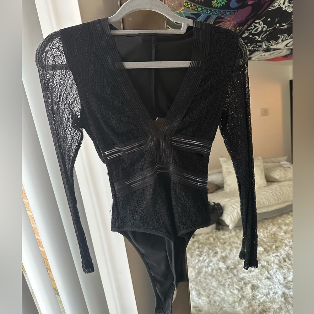 Lace Long sleeve Bodysuit